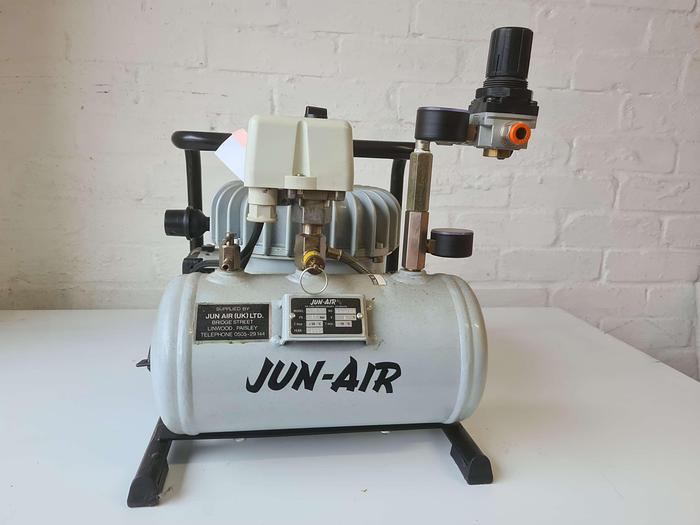 Jun-Air 6-J Mini Air Compressor