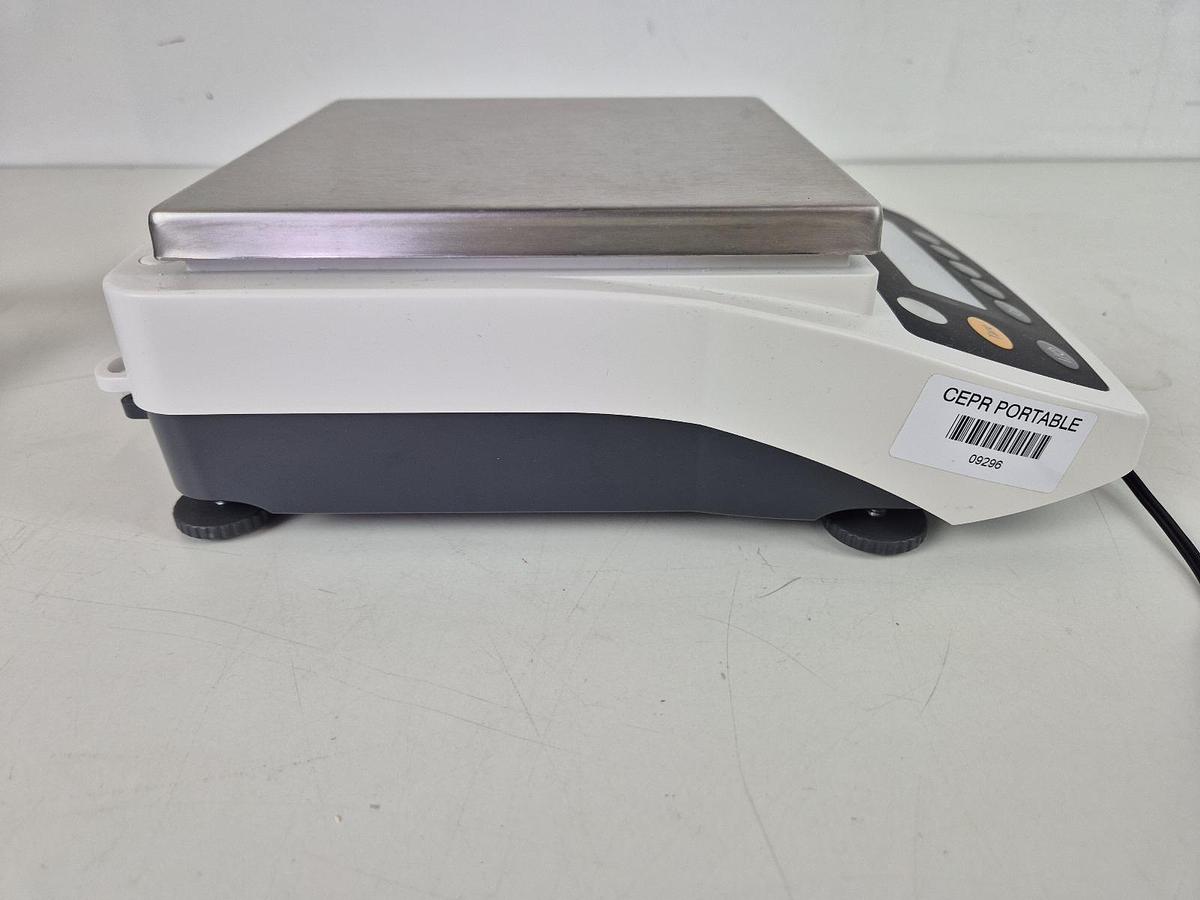 Sartorius Tare ENTRIS2202-1S Balance, image 8