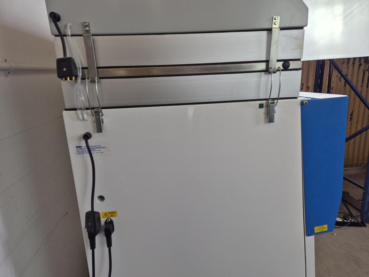 Walker Class II Biological Safety Cabinet, image 4