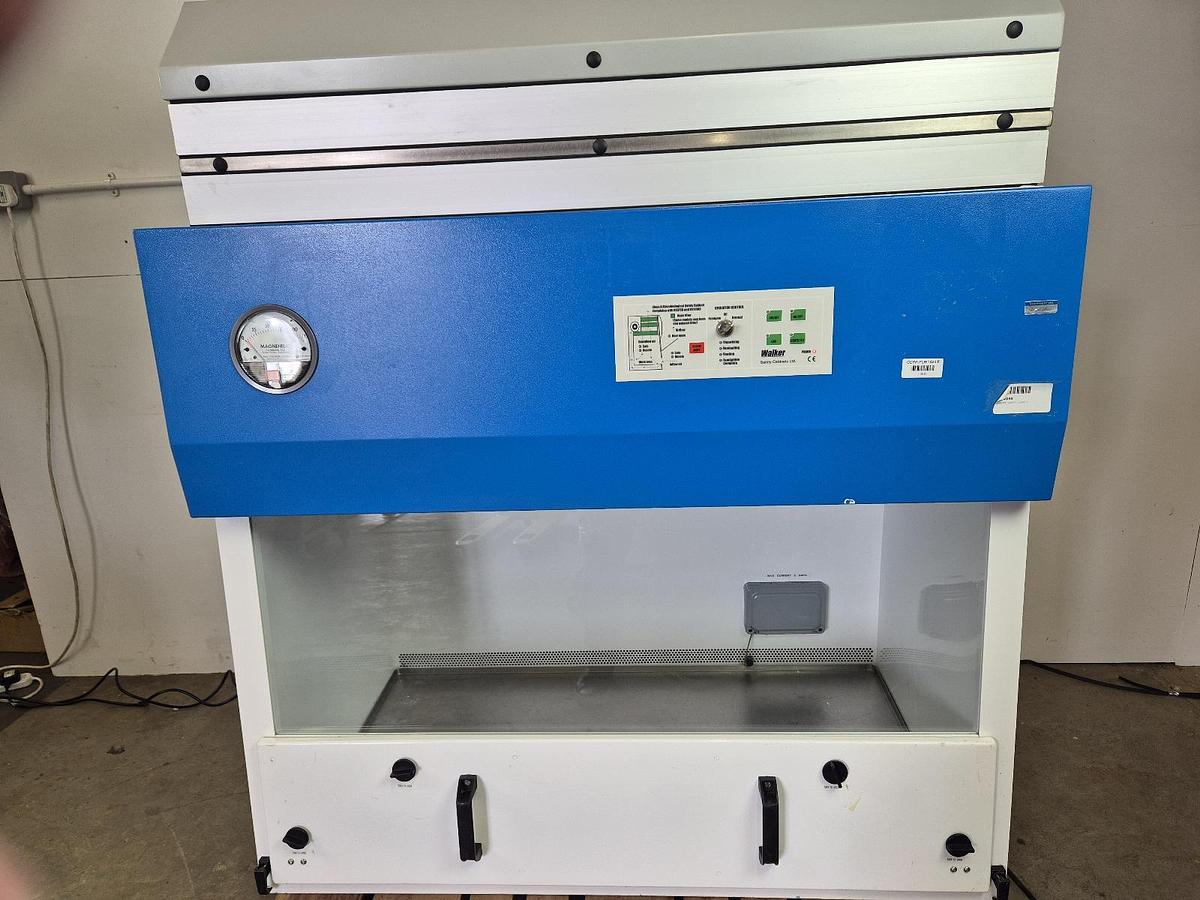 Walker Class II Biological Safety Cabinet, image 5