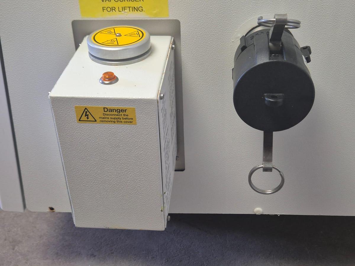 Bioquell Microflow Bio Safety Cabinet Class, image 7