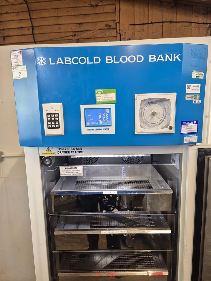 Labcold RDBG2320MD Upright Bloodbank Refrigerator, image 3