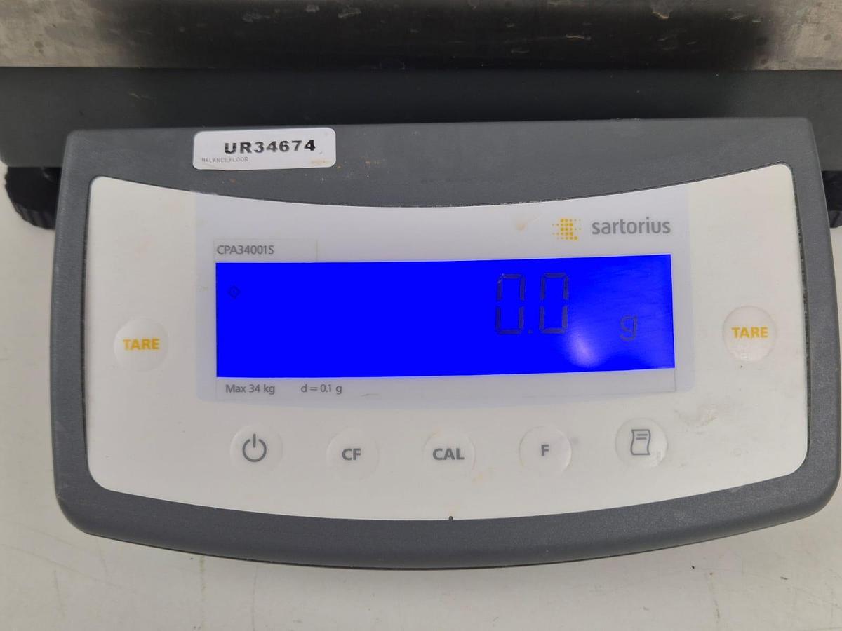 Sartorius Tare CPA34001S Analytical Balance, image 4