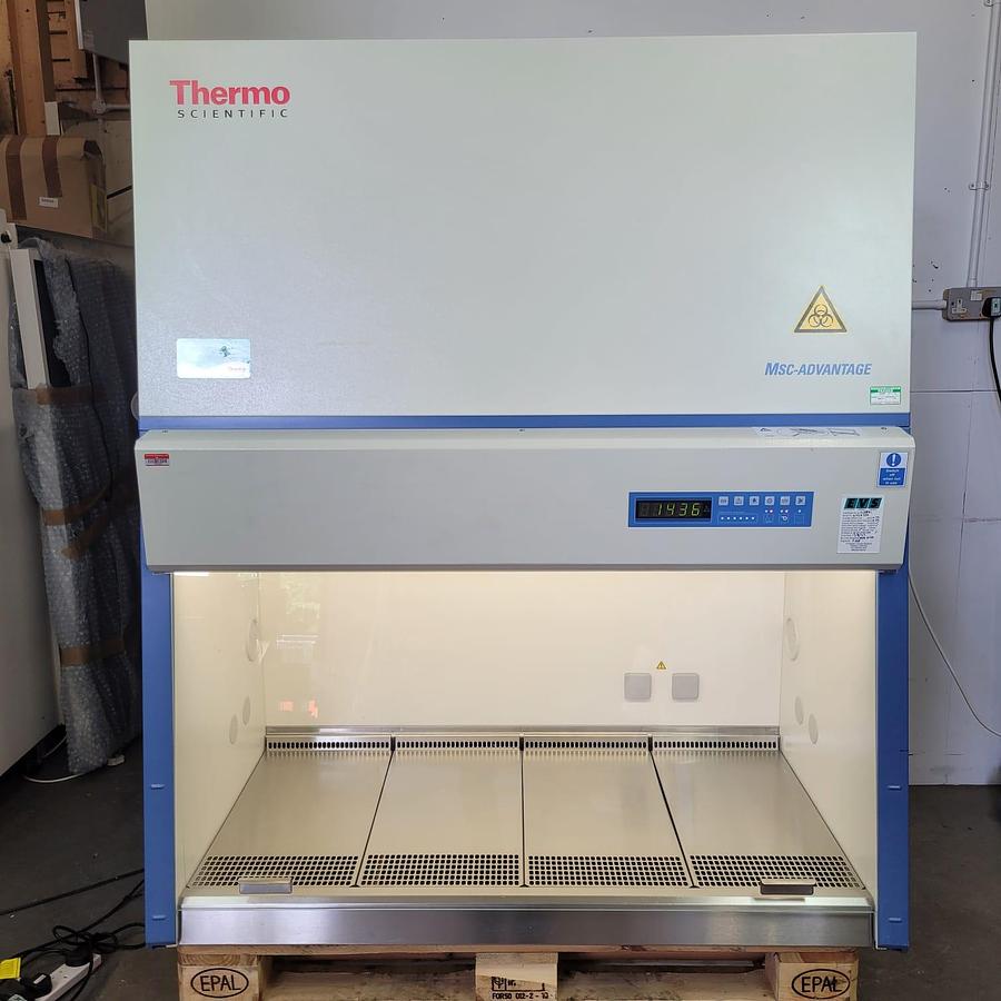 Thermo Scientific MSC 1.2 Class II Biosafety Cabinet, image 2