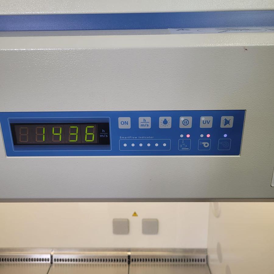 Thermo Scientific MSC 1.2 Class II Biosafety Cabinet, image 3
