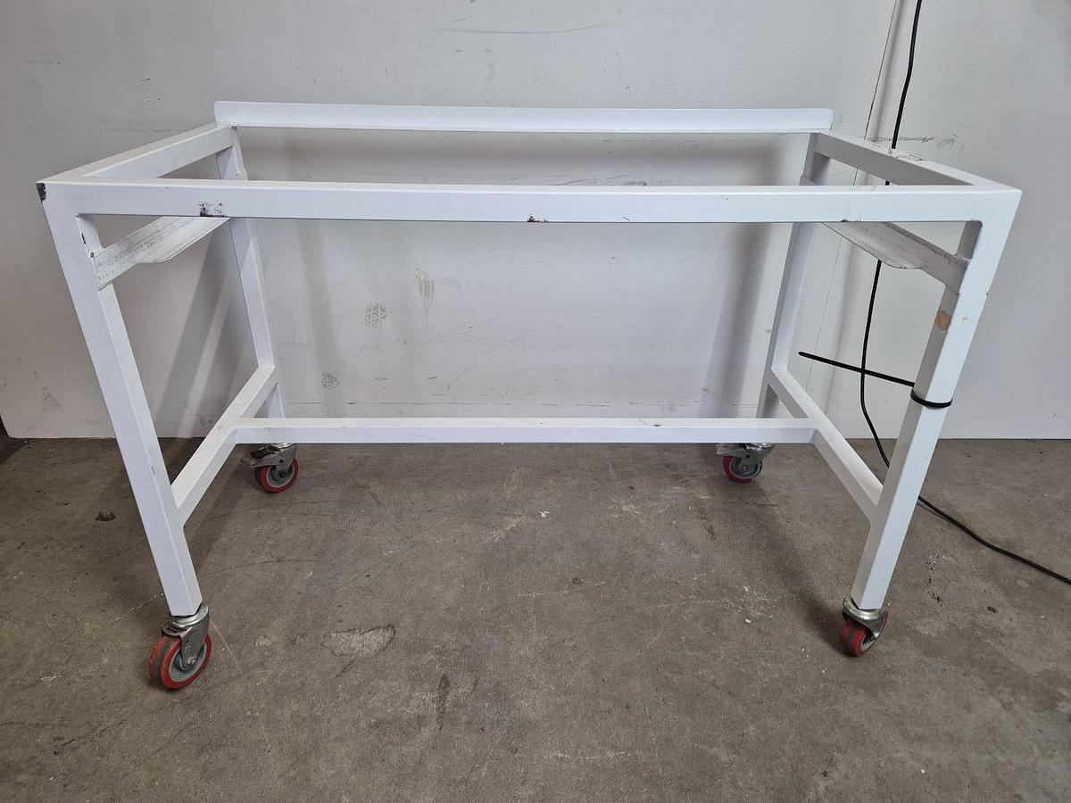 Envair Technology B102 Microbiological Safety Cabinet + Stand, image 2