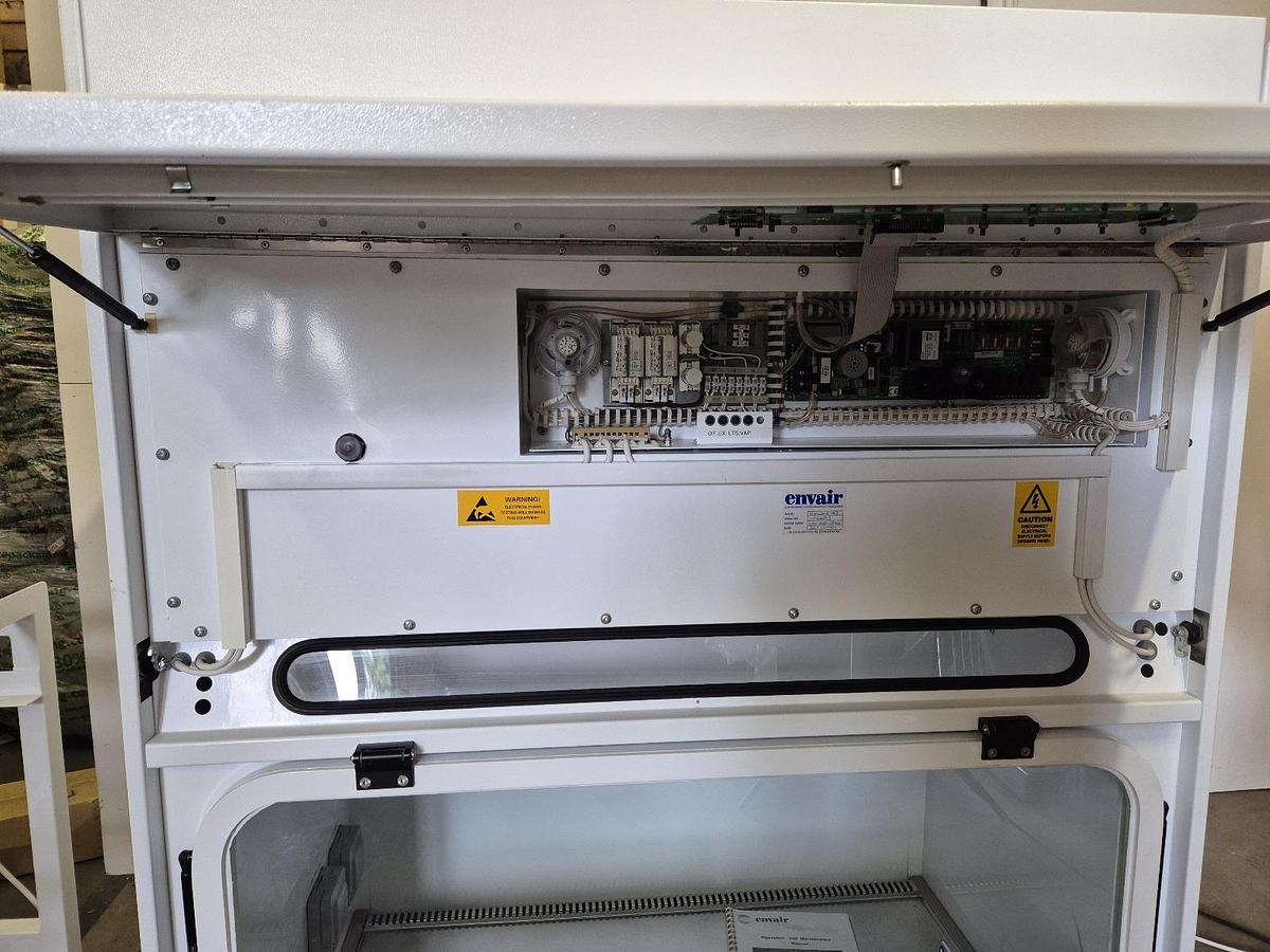 Envair Technology B102 Microbiological Safety Cabinet + Stand, image 9