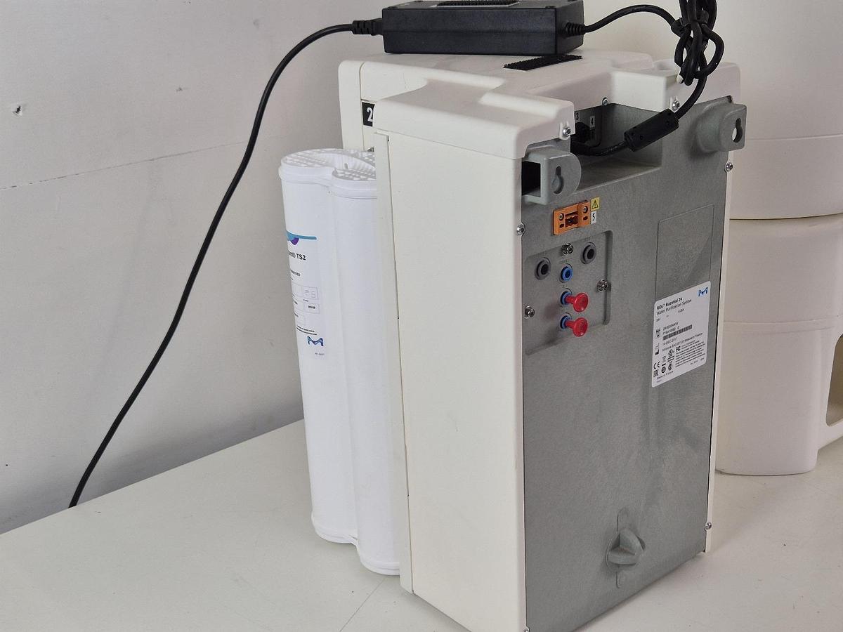 Millipore Sigma RioS Essential 24 Water Purification Tank, image 7