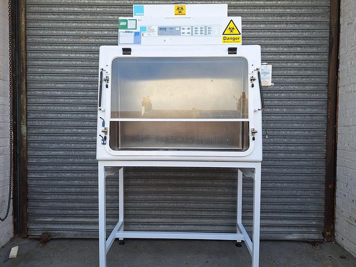 Envair Safety Cabinet, image 2