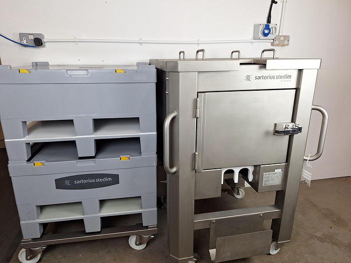 Sartorius Stedim Palletank Cubical Jacketed-Mix 200L Storage Tank, image 2