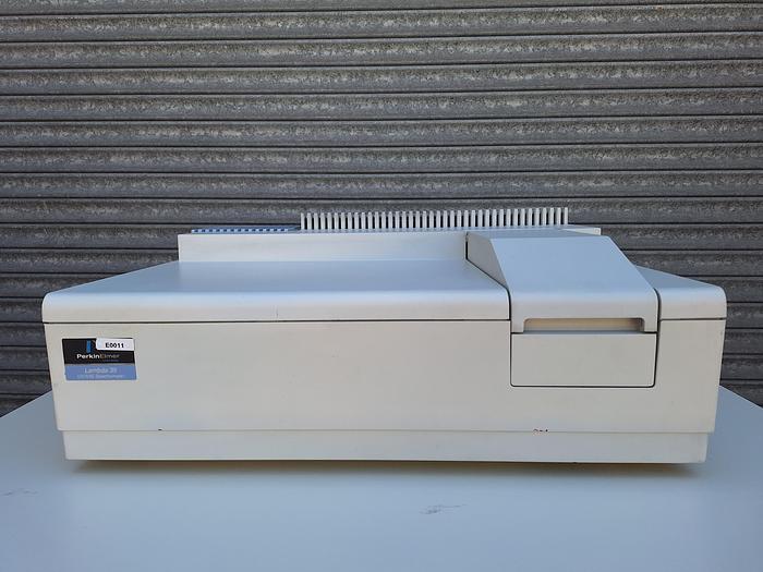 PerkinElmer Lambda 35 Spectrophotometer, image 2