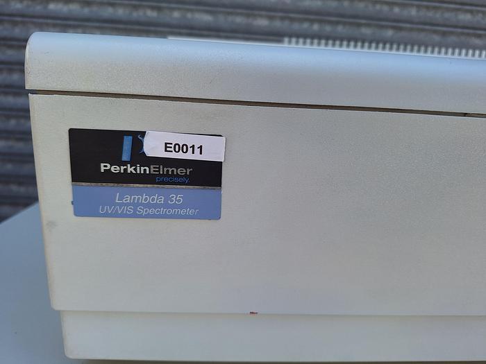 PerkinElmer Lambda 35 Spectrophotometer, image 3