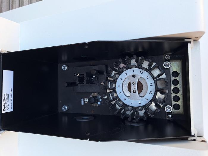 PerkinElmer Lambda 35 Spectrophotometer, image 5