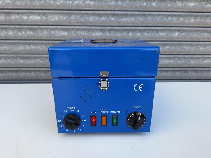 Capricorn CEP2000 Centrifuge, image 2