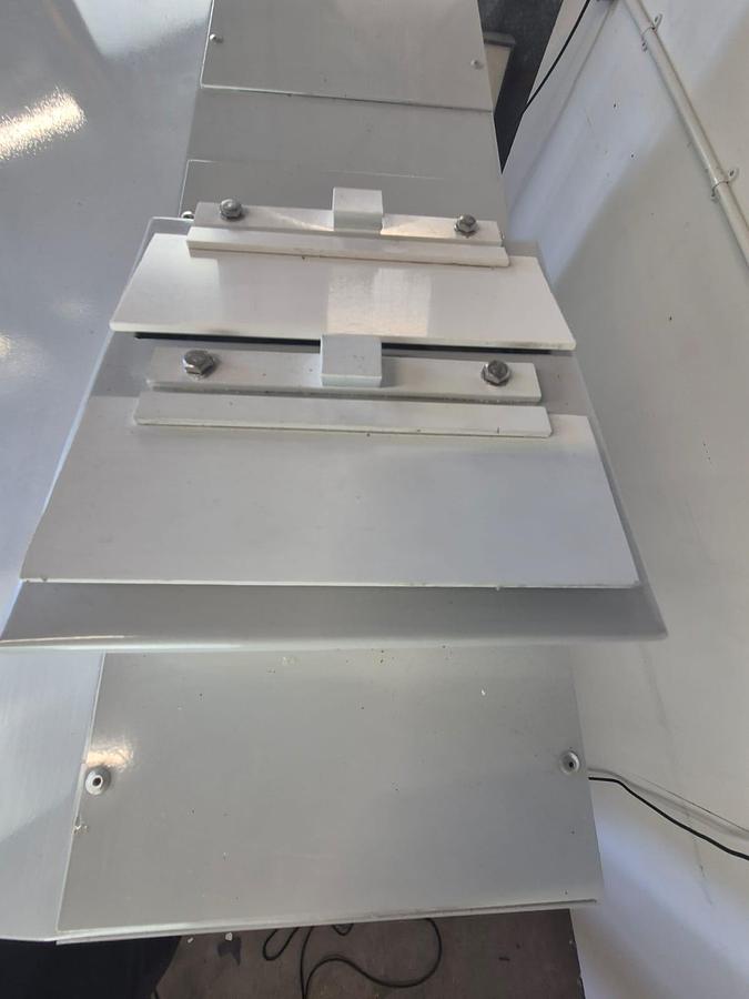 Contained Air Solutions BioMAT 2 Class II Microbiological Safety Cabinet, image 5