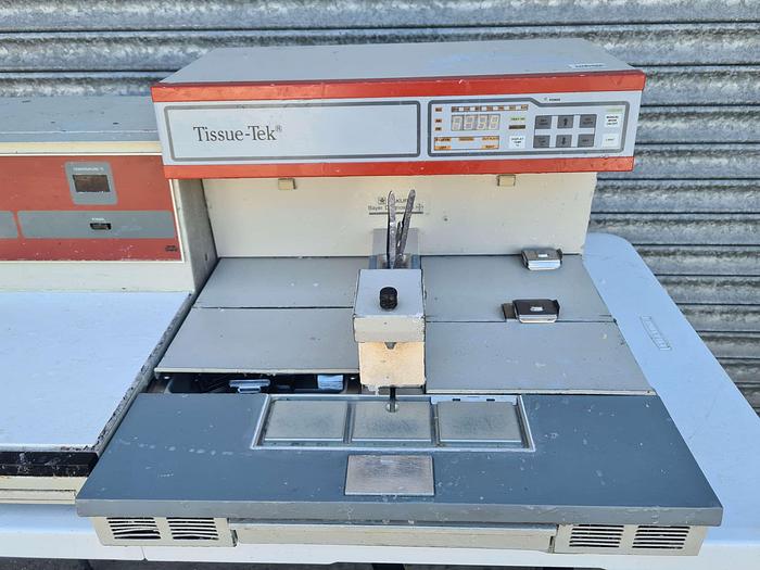 Sakura Tissue-Tek 4715 Embedding Console, image 3