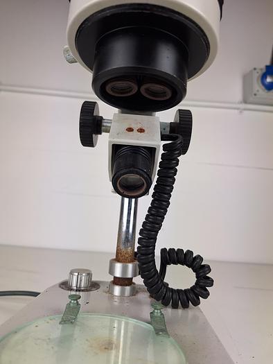 Vickers Instruments Binocular Microscope, image 2