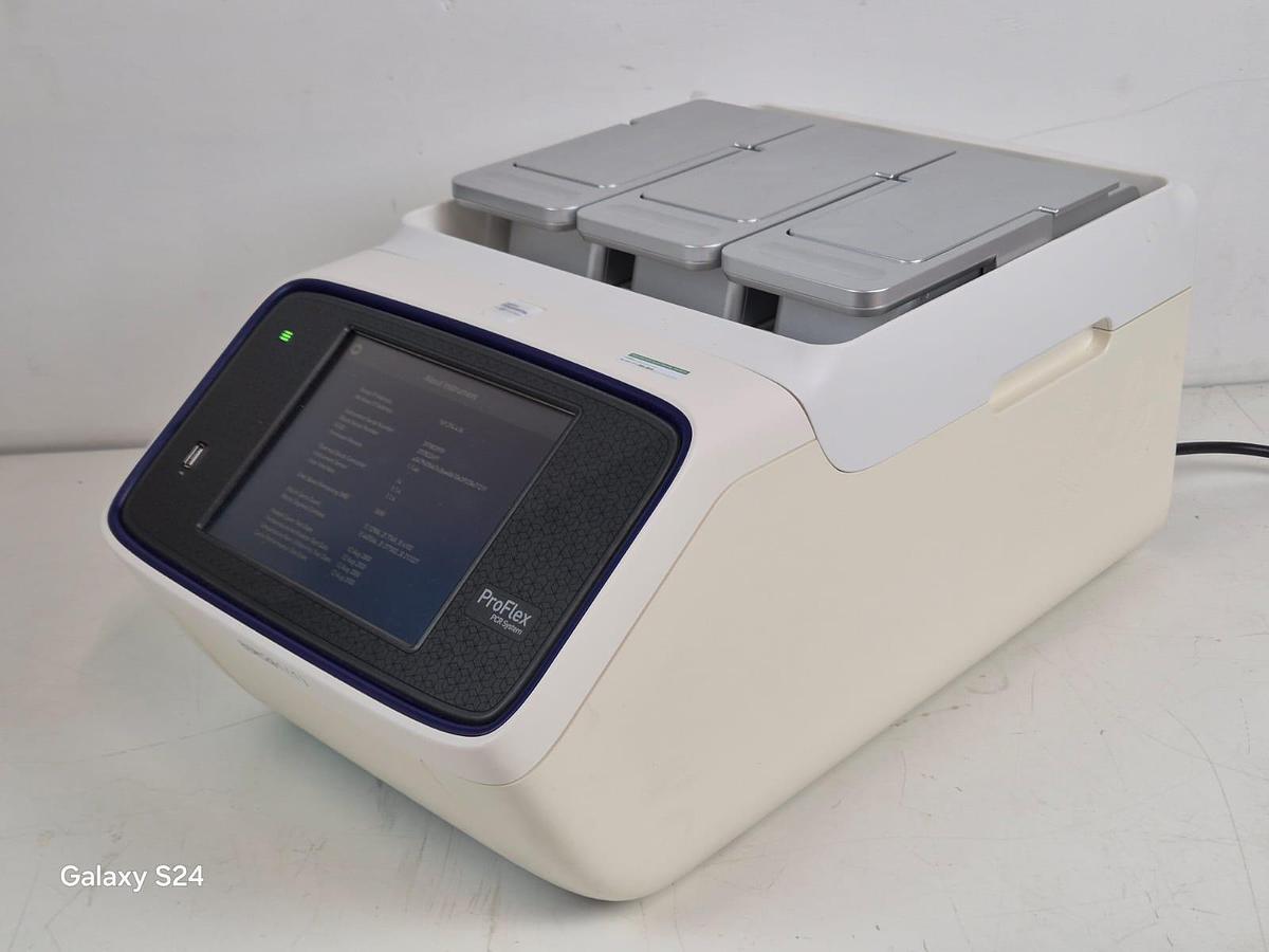 Applied Biosystems ProFlex PCR Sytem, image 2