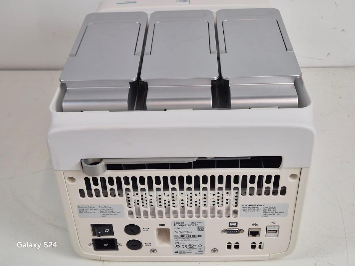 Applied Biosystems ProFlex PCR Sytem, image 3