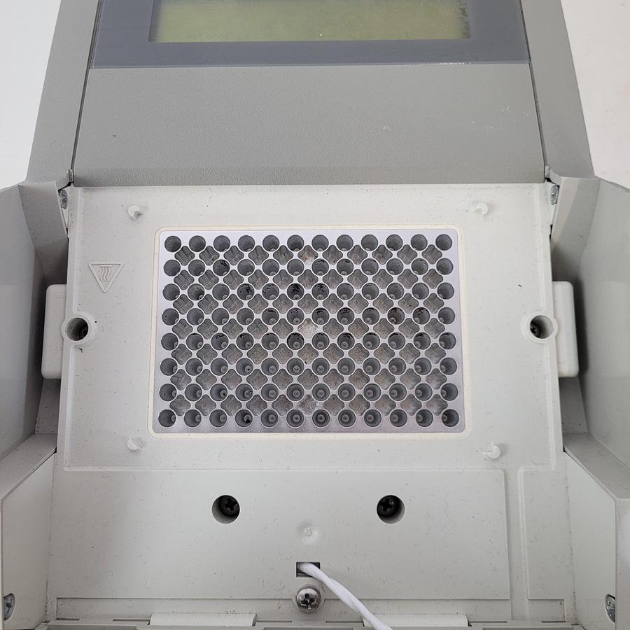 Applied Biosystems 2720 Thermal Cycler, image 5