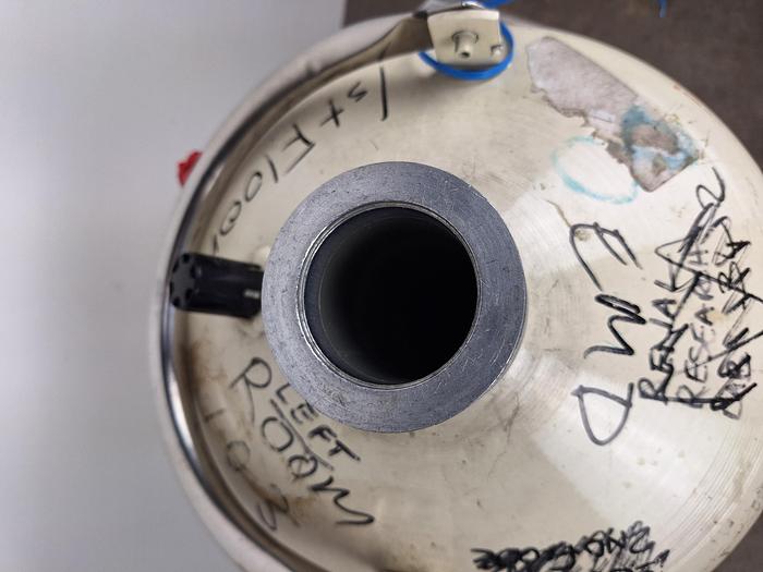 Air Liquide TR11 nitrogen Vessel, image 2