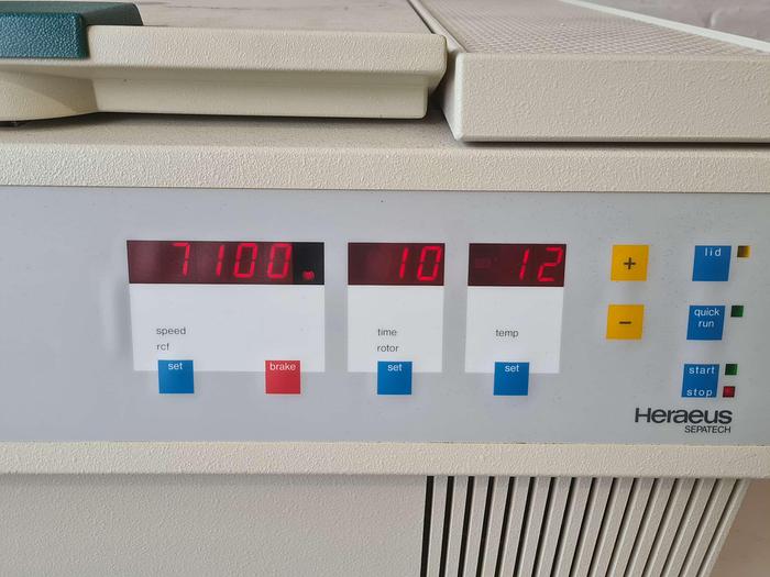 Heraeus Biofuge 15R Refrigerated Centrifuge, image 6