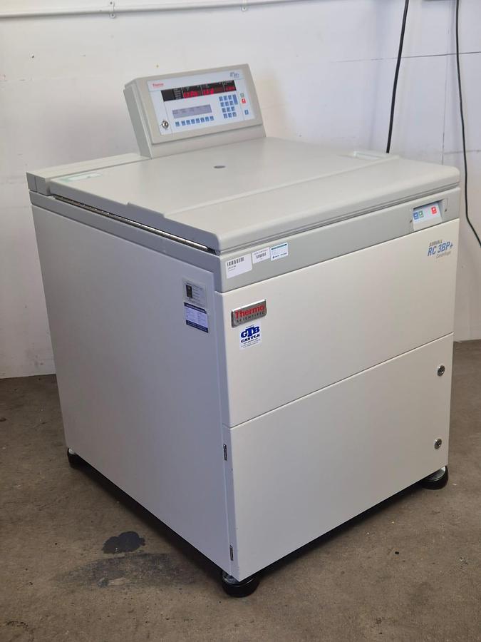 Thermo Scientific Sorvall RC 3BP Plus Centrifuge, image 6