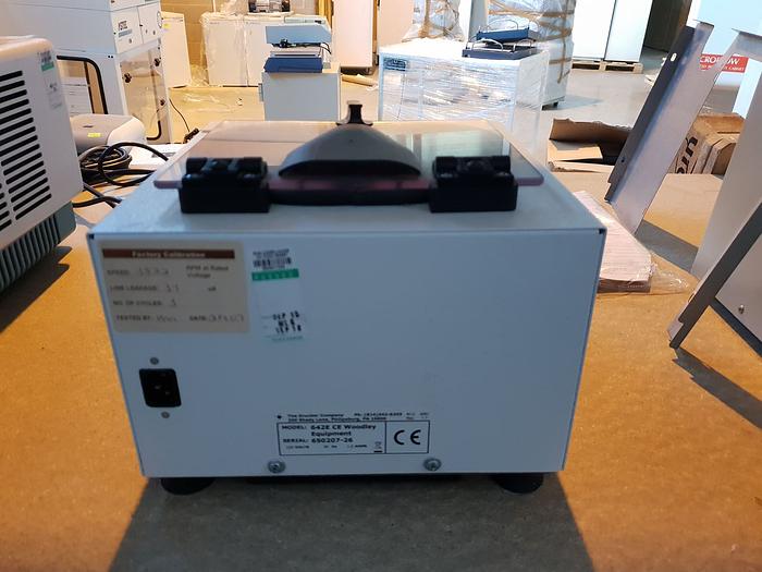 Woodley Equipment 642E Horizon Centrifuge, image 2