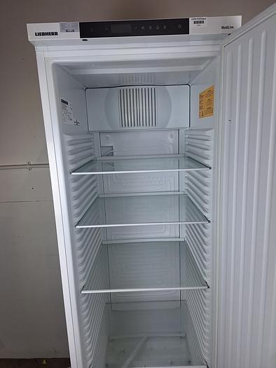 Liebherr LKexv 3910 Spark-Free Laboratory Refrigerator, image 2
