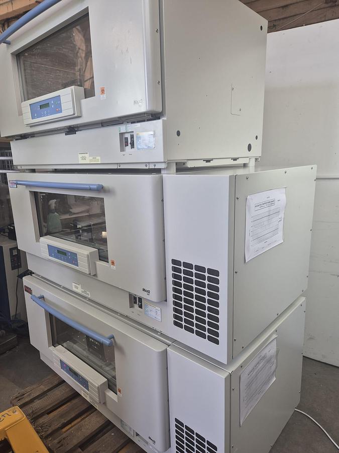 Thermo Scientific MaxQ 8000 SHKE8000 Orbital Shaker Incubator