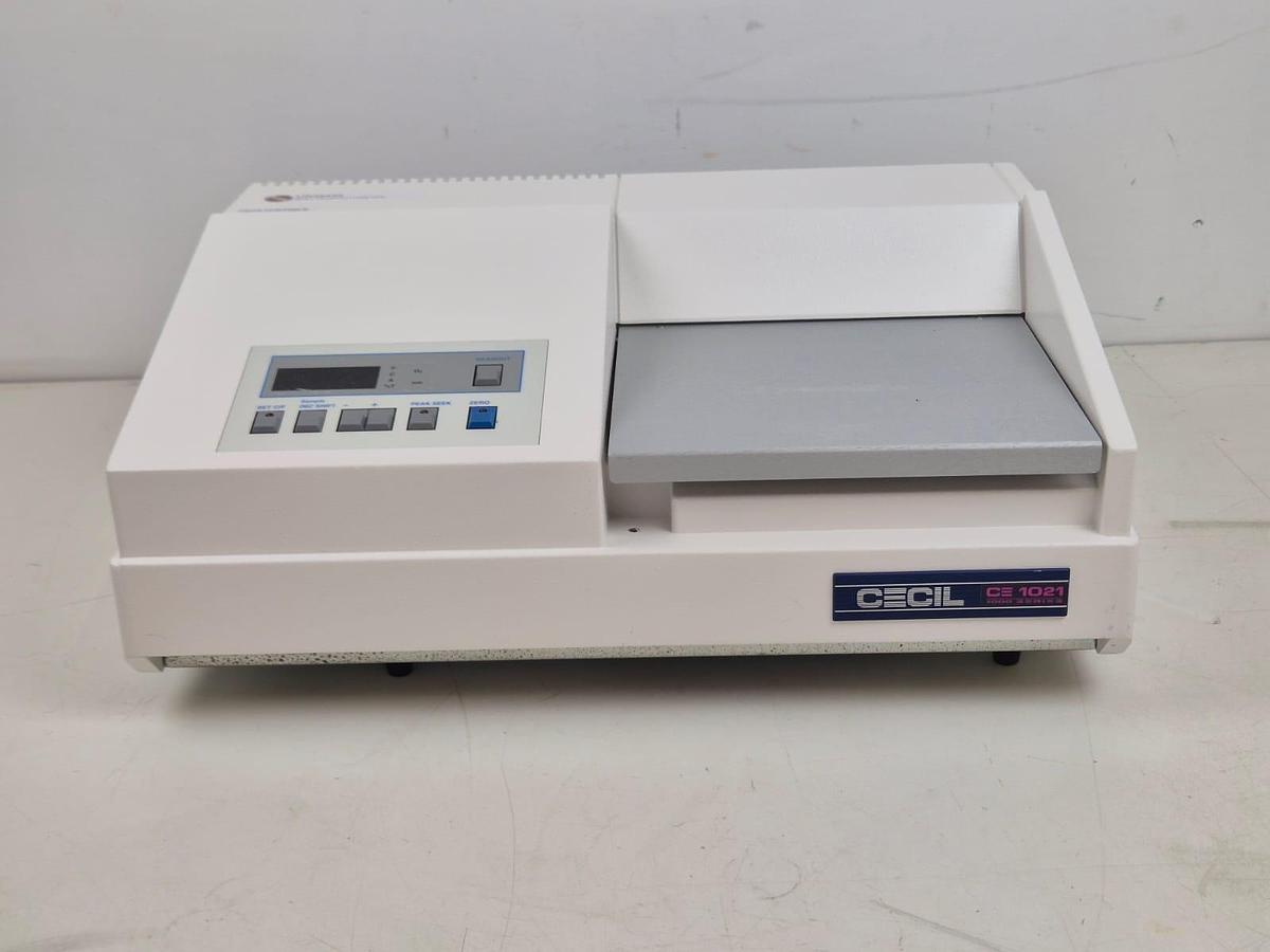 Cecil Instruments CE 1021 UV-Visible Spectrophotometer