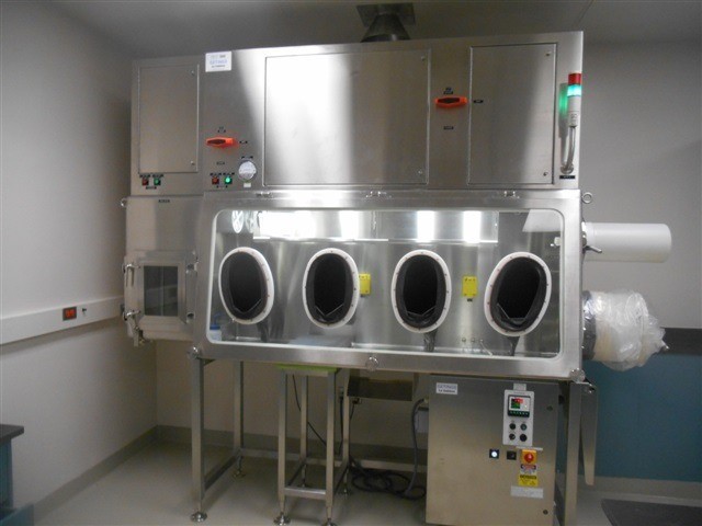Getinge La Calhene R4GN-30149 4-Glove Containment Isolator