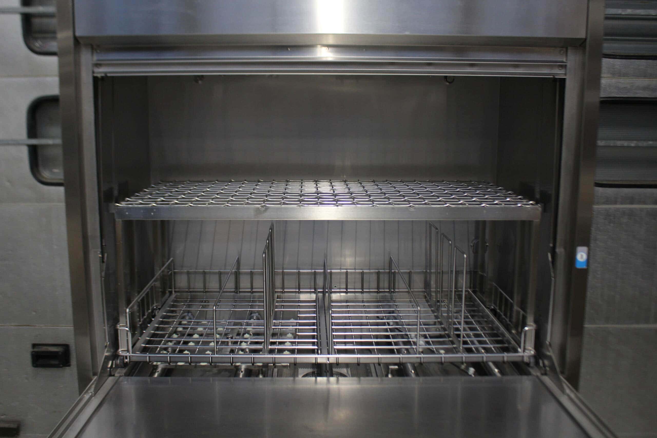 Meiko FV 250.2 High Temperature Sanitizing Pot and Pan Washer, image 2