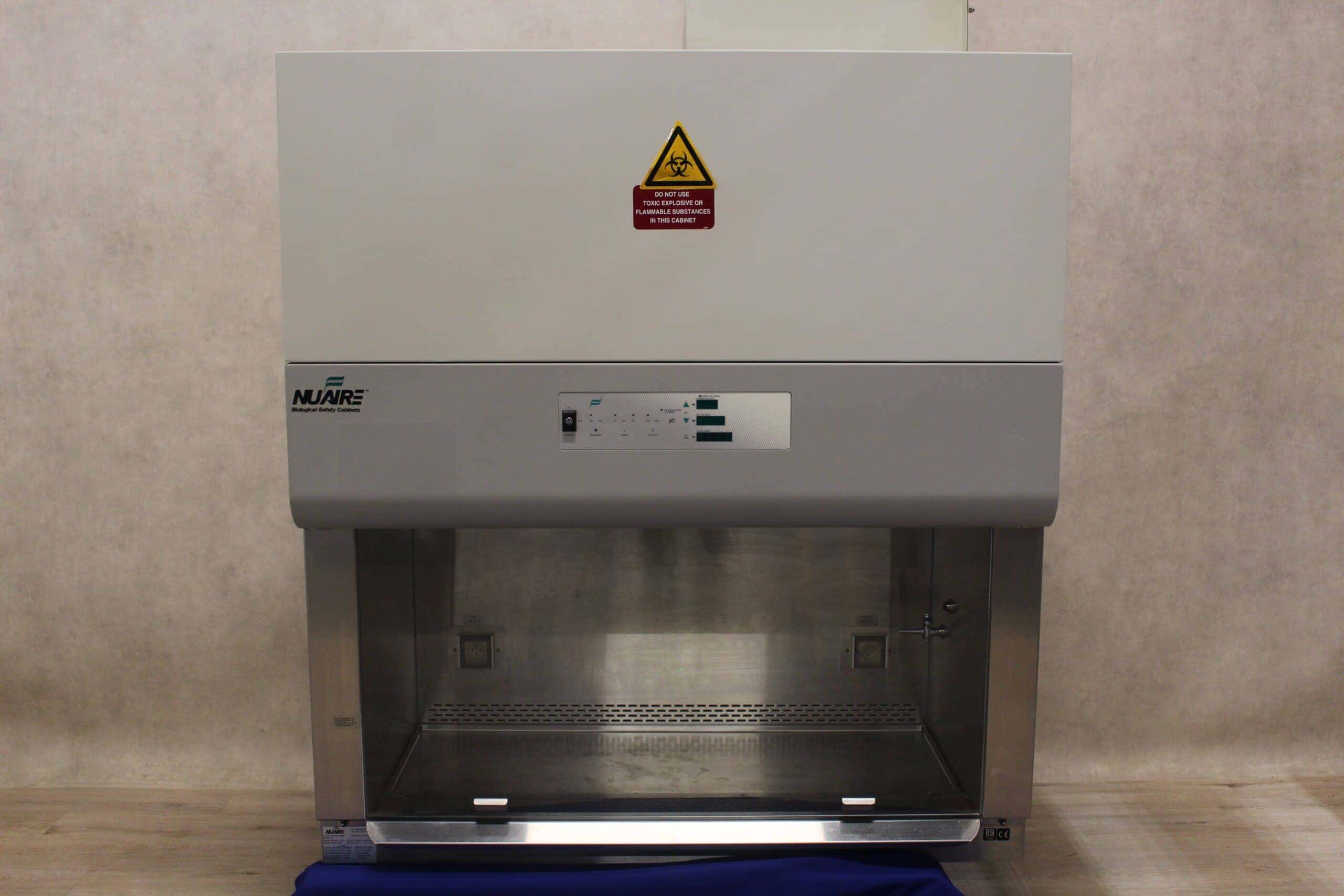 Nuaire NU-440-400E Biological Safety Cabinet