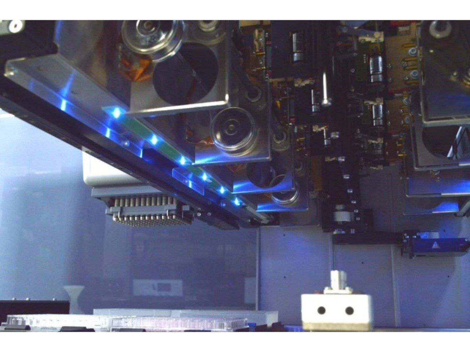 Hamilton Microlab STARlet Liquid Handler (CO-RE 96 Head and iSWAP), image 6