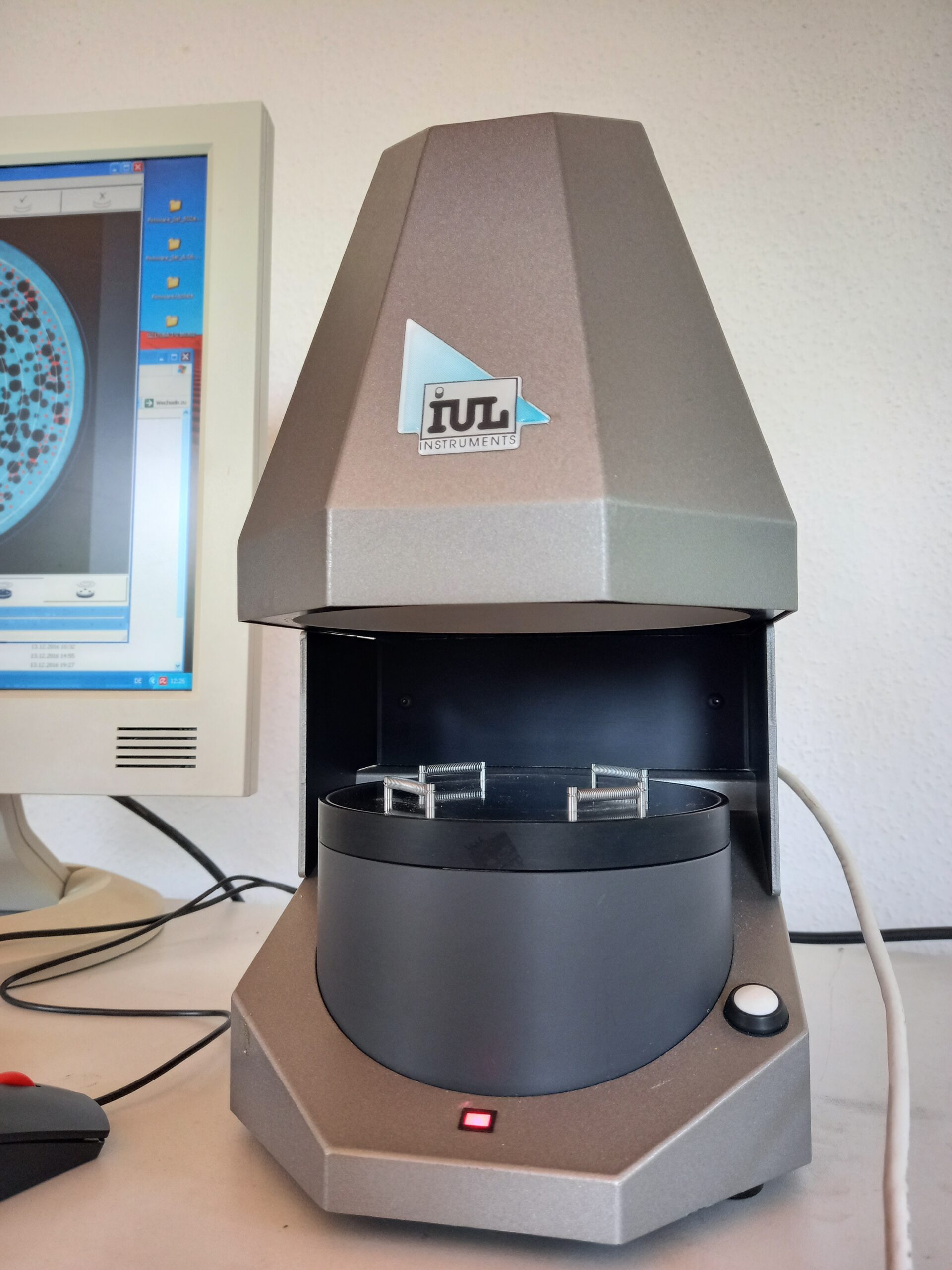 IUL Flash & Go Automatic Colony Counter, image 2