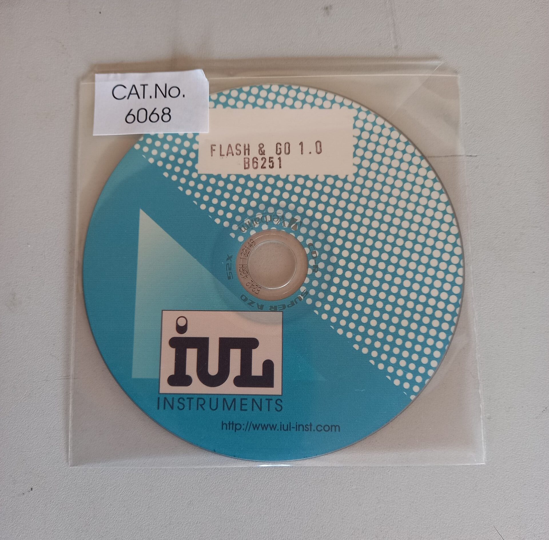 IUL Flash & Go Automatic Colony Counter, image 3