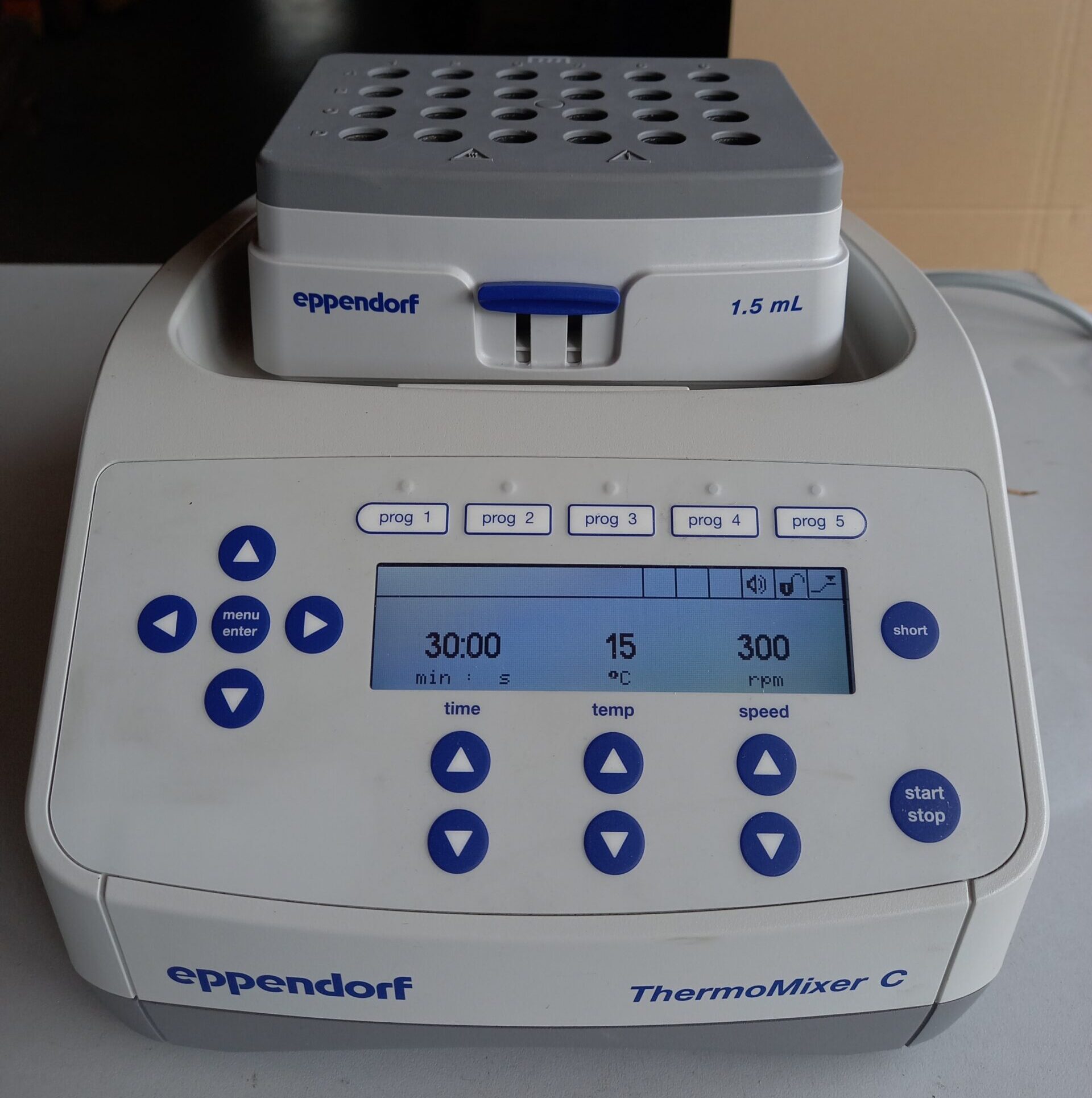 Eppendorf ThermoMixer C Thermoshaker