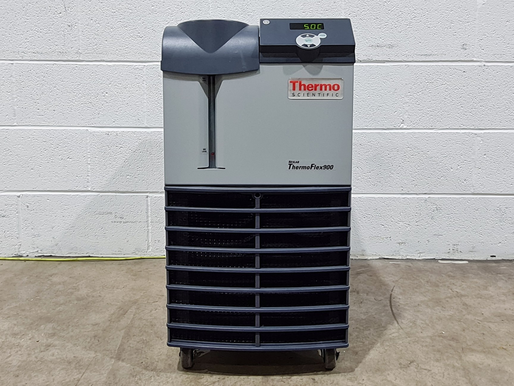 Thermo Scientific NESLAB ThermoFlex 900 Recirculating Chiller