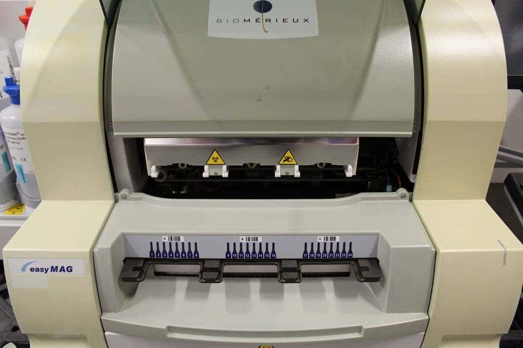 Biomérieux NucliSENS easyMAG, image 2