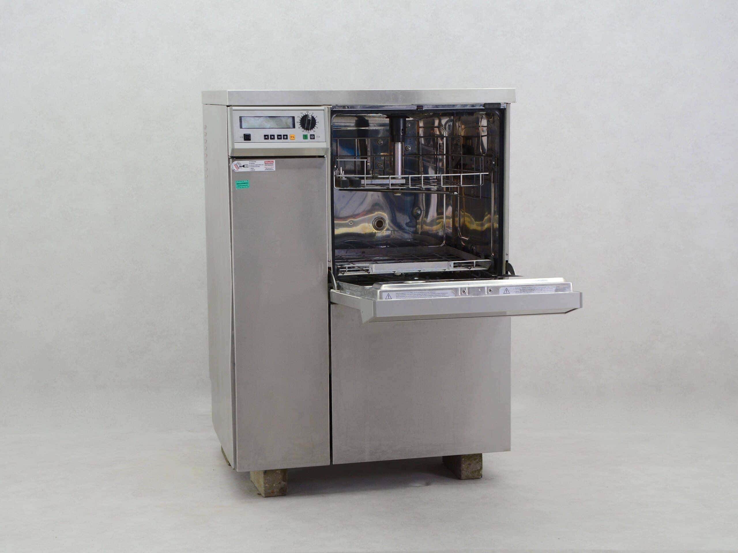 Miele G7836CD Dishwasher, image 2
