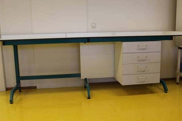 Drefa Laboratory Tables