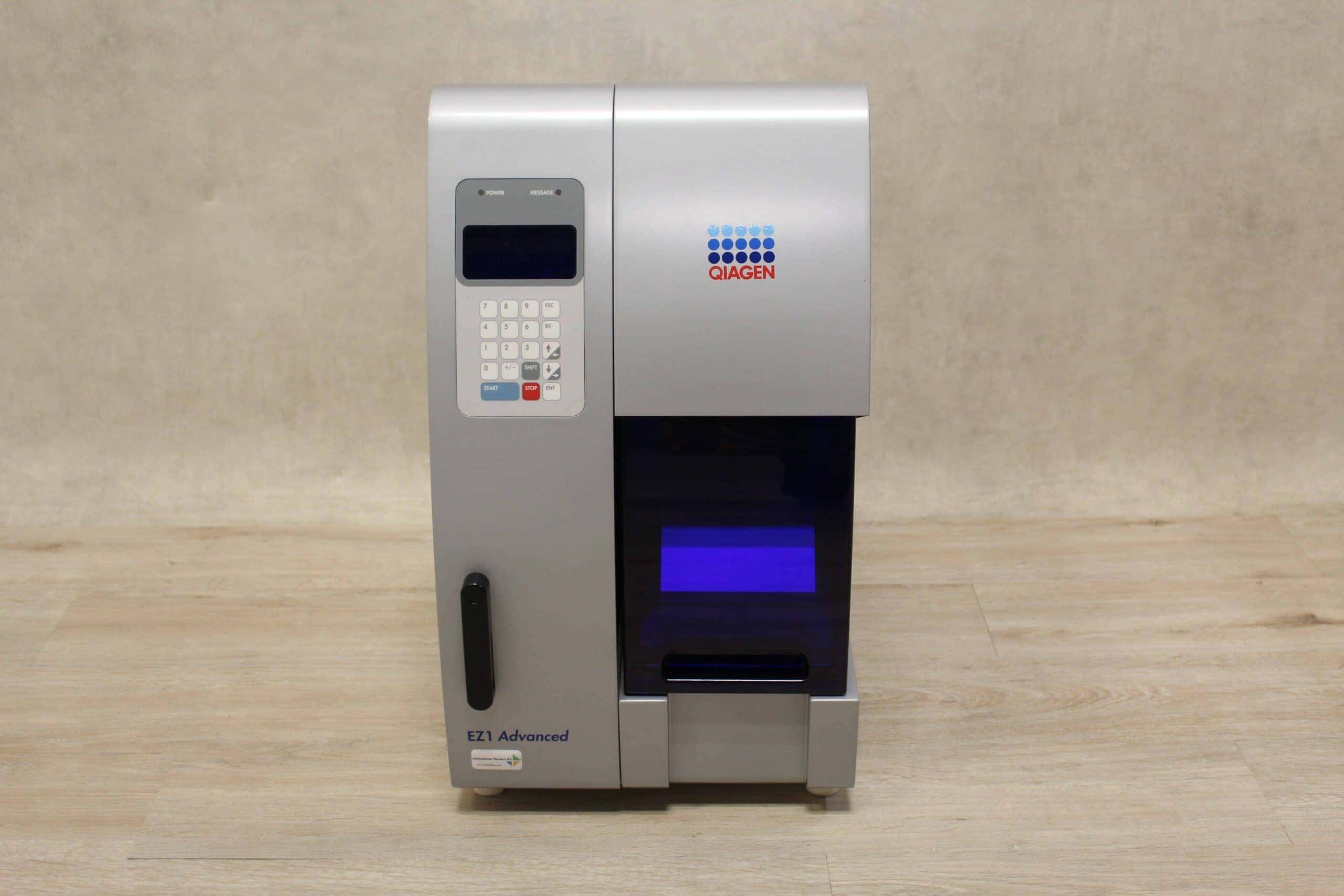 QiaGen EZ1 Advanced Bio-robot