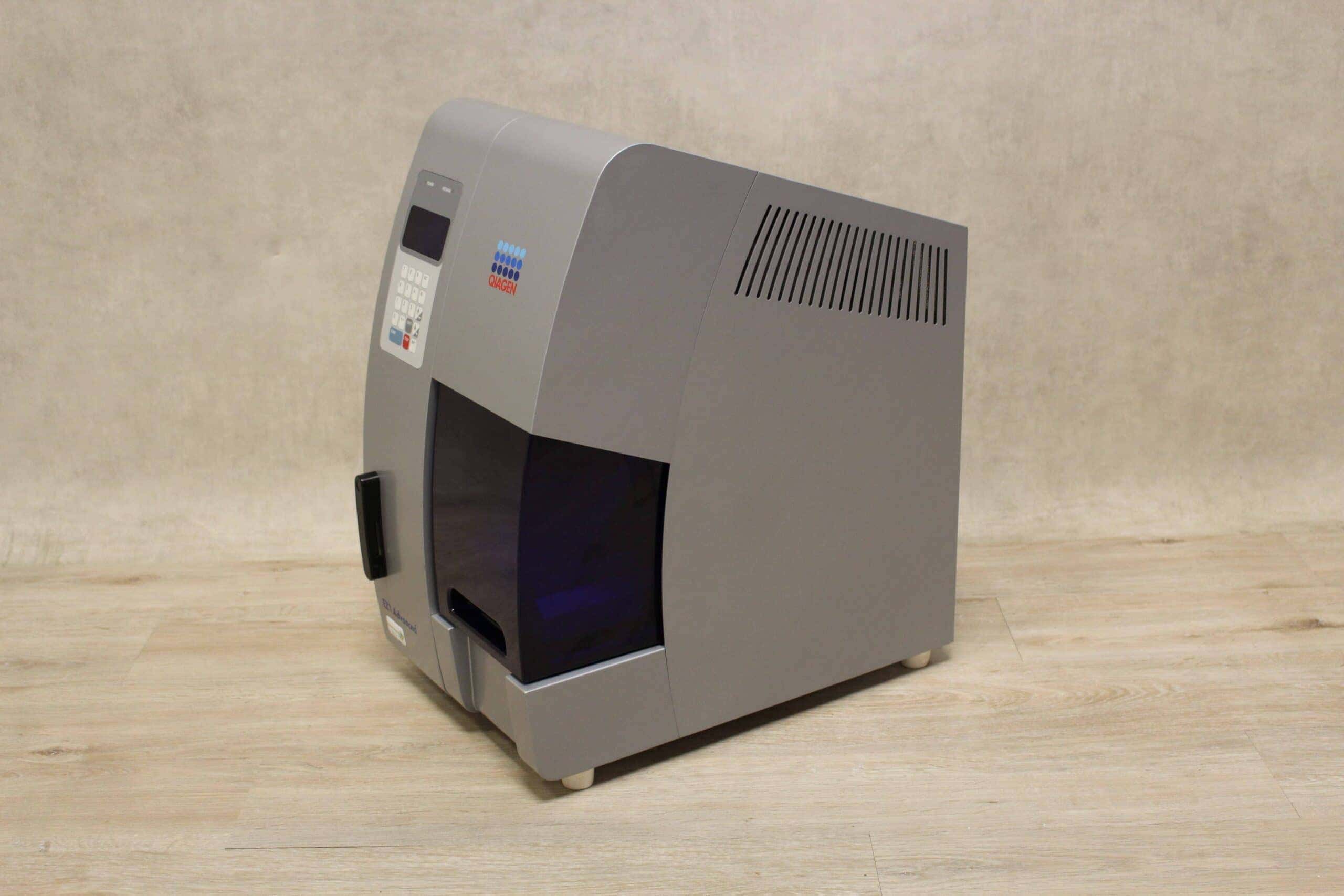 QiaGen EZ1 Advanced Bio-robot, image 2