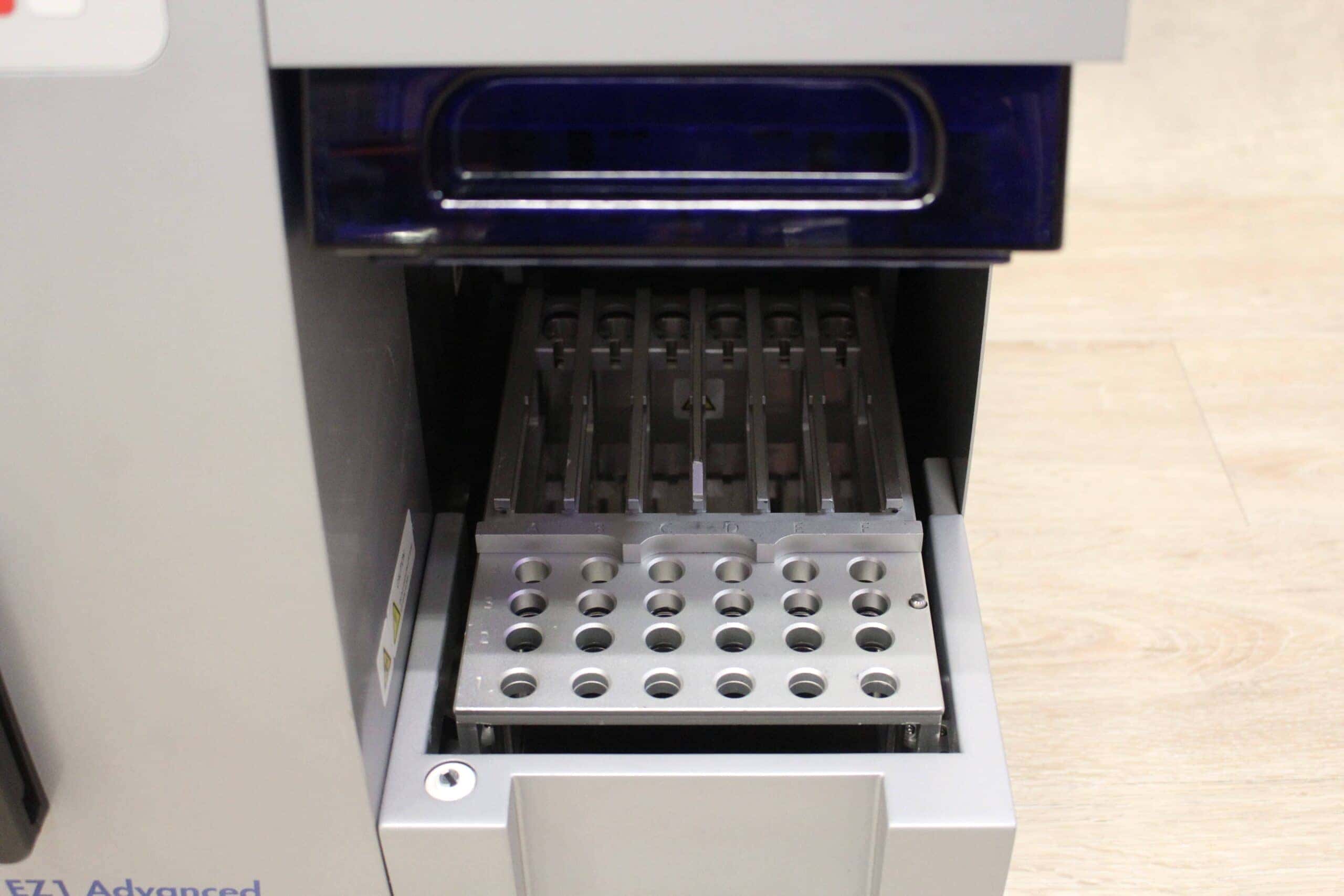 QiaGen EZ1 Advanced Bio-robot, image 4