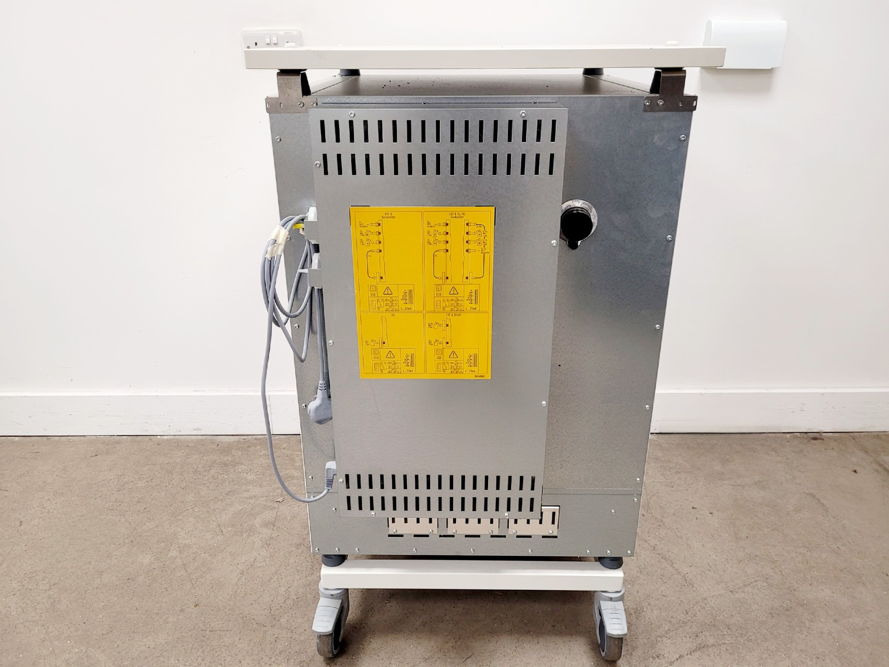 Thermo Scientific HERAcell VIOS 160i CO2 Incubator, image 5