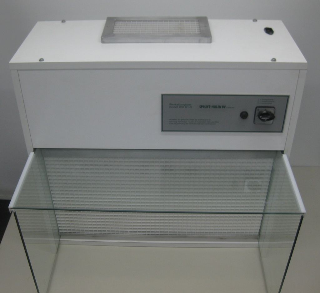 Spruyt-Hillen WH 61-S Powder Extraction Cabinet, image 2