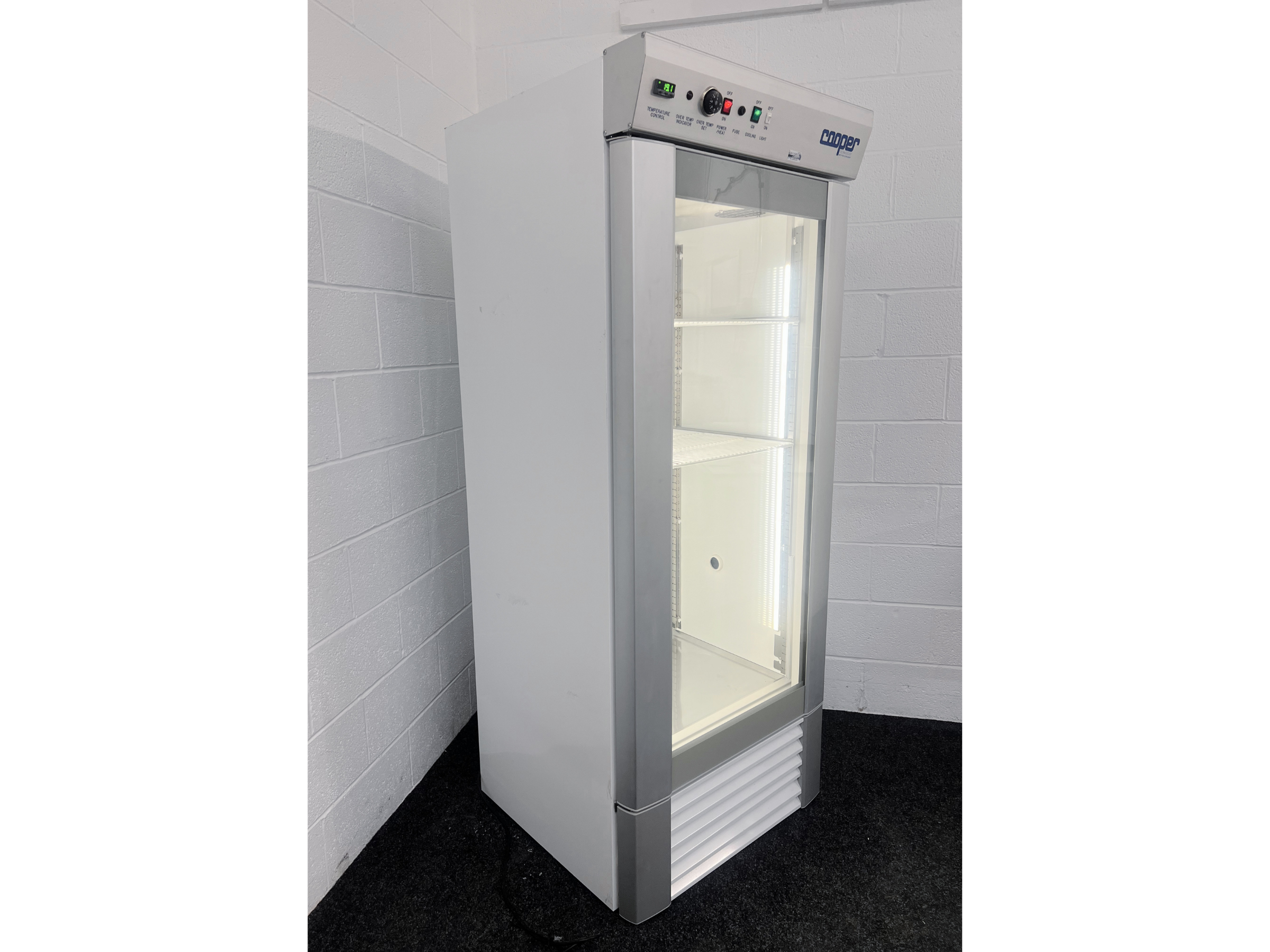 Cooper CRT-TCC Temperature Control Cabinet, image 2