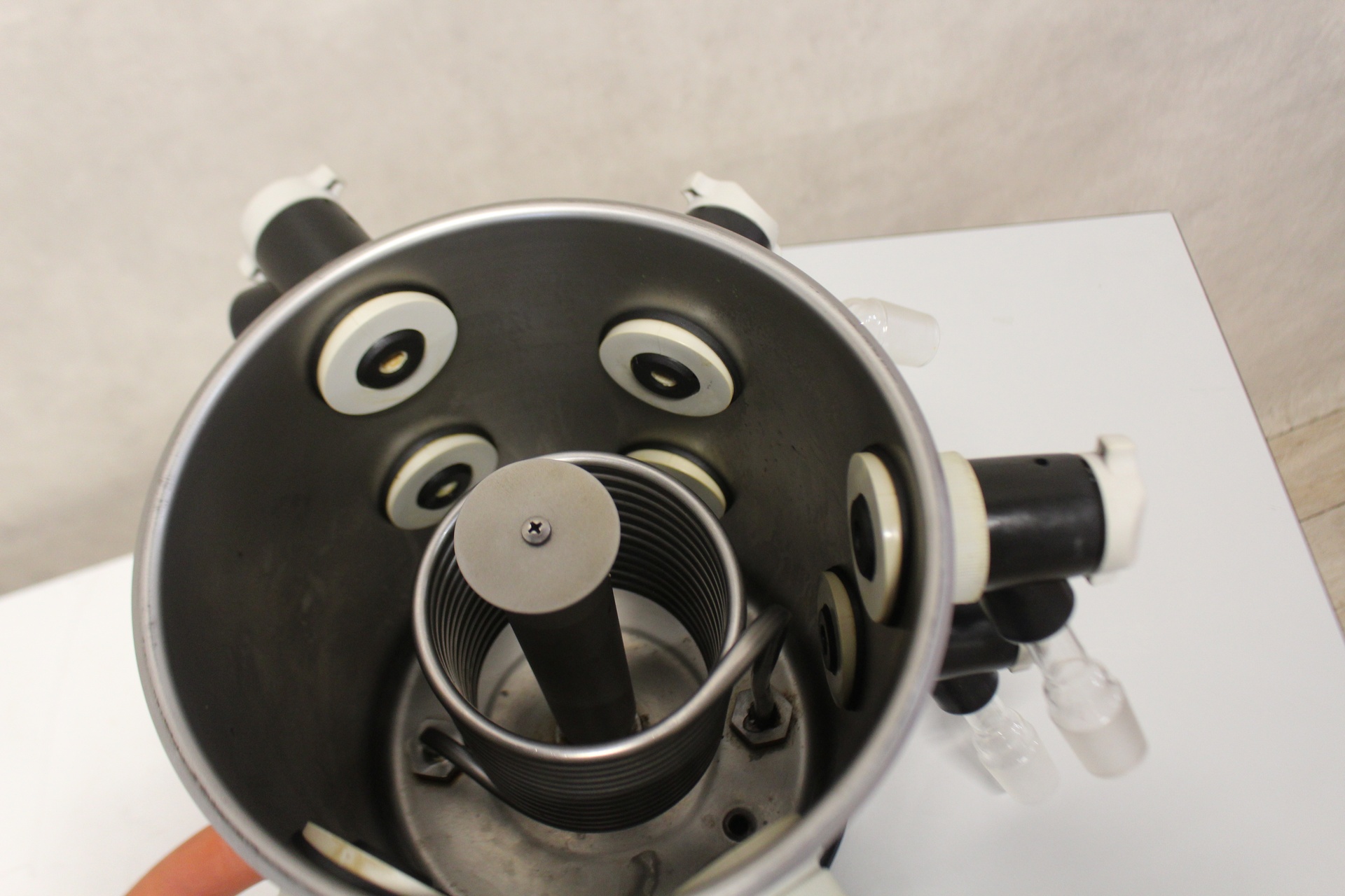 Labconco Freezone 4.5 Freeze Dryer, image 3