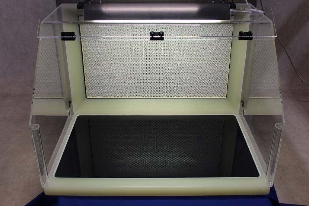 Skan Skanair HFC 950 Safety Workbench, image 2